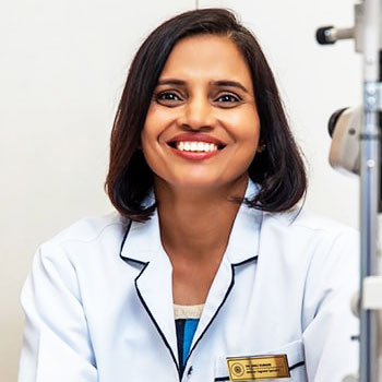 Dr. Anju K. Vohra, Best Eye Surgeon in Mumbai